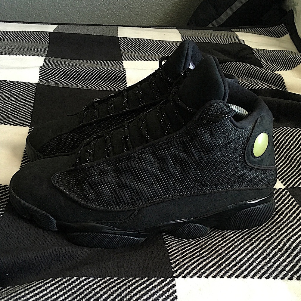 Black Cat Jordan 13.